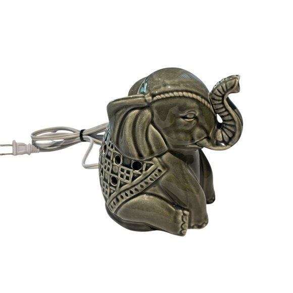 BETTER HOMES & GARDENS Ceramic Elephant Lamp 6" High Grey ***READ - Picture 6 of 8